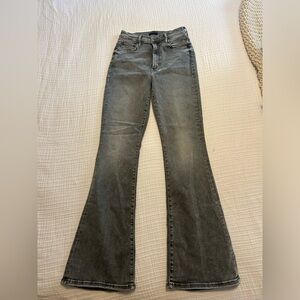 MOTHER HIGH WAISTED WEEKEND SKIMP SIZE 26 barely worn